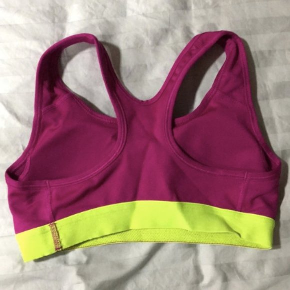 Nike Pro Sports Bra with Padding - Picture 2 of 3